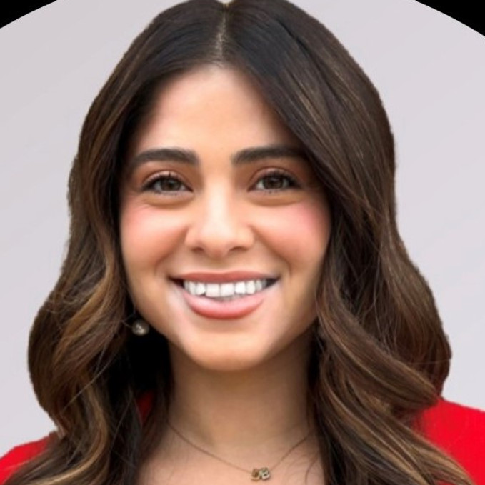 DC headshot.jpg